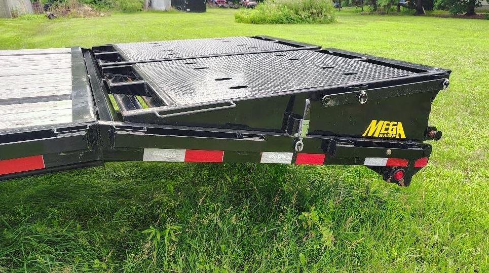 2025 BIG TEX 14GN (35 + 5) - Image 13